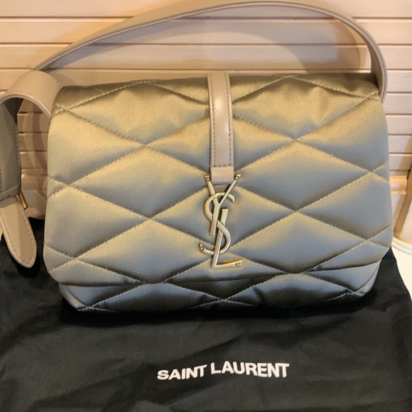 NWT YSL Bag comes with All Inclusive No Box FIRM - Picture 13 of 15